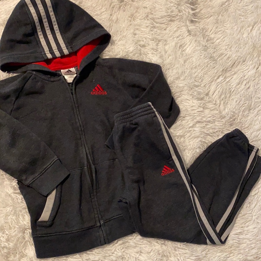 Adidas size 7 boys set